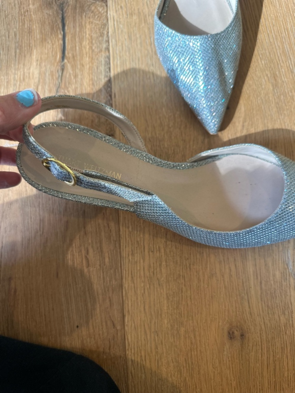 Stuart Weitzman Silver Glitter Slingback Pointed Toe Kitten Heel | Size 7 - Picture 4 of 7